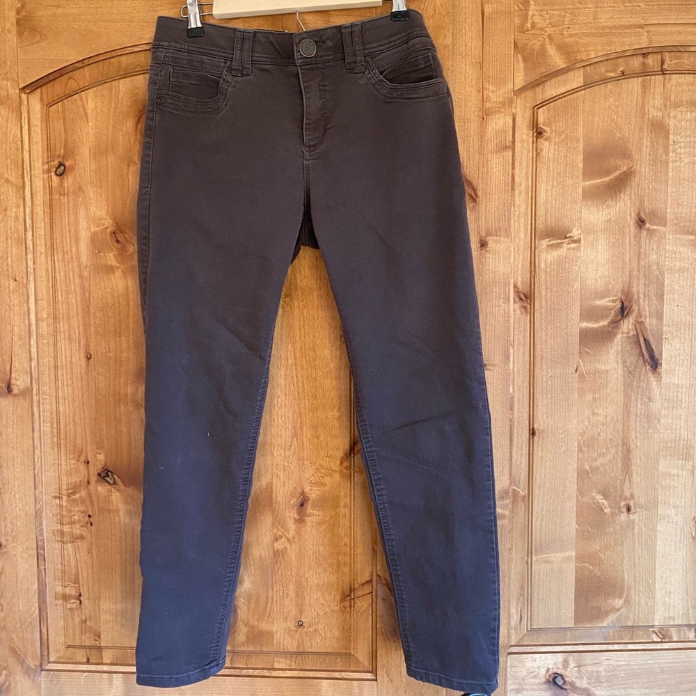 Grey skinny jeans